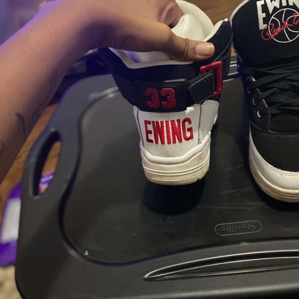 Patrick Ewing - image 2